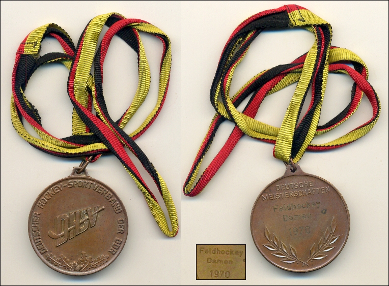 DDR-Medaille am Band: DHSV Feldhockey, Damen 1970 - 25,00Eur
